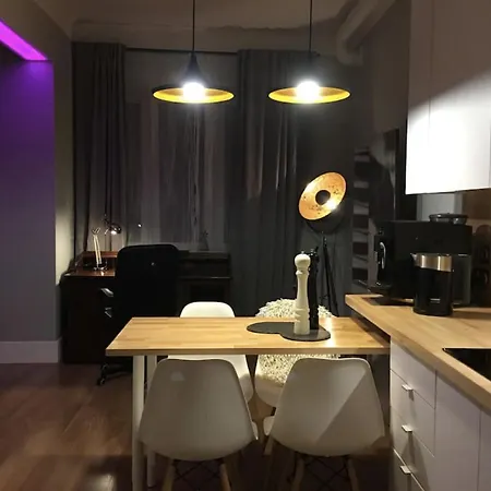 Harmony Heights Apartment * Warsaw